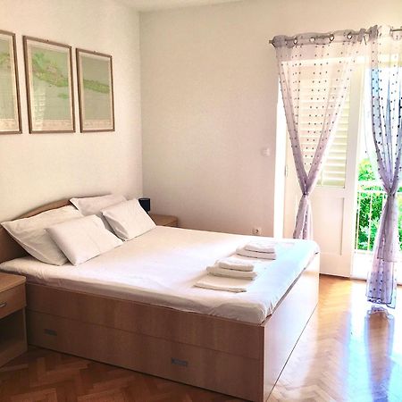 Apartman Ana Boric Podgora Exteriör bild