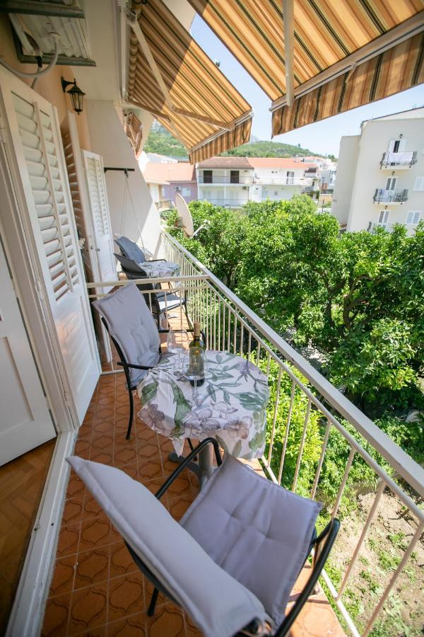 Apartman Ana Boric Podgora Exteriör bild