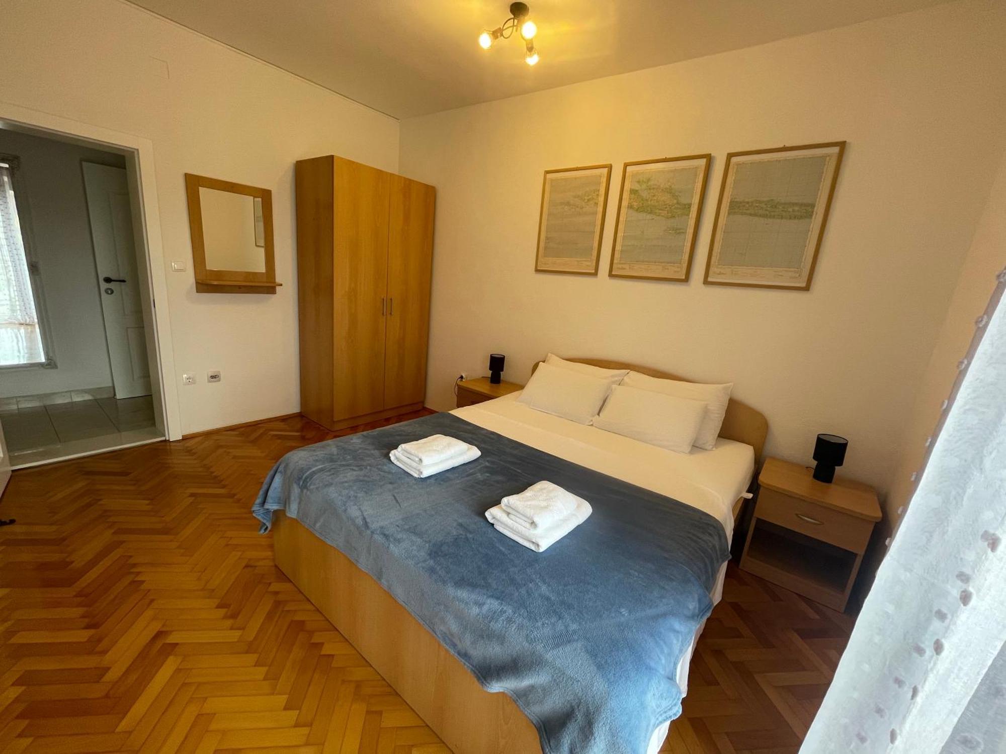 Apartman Ana Boric Podgora Exteriör bild